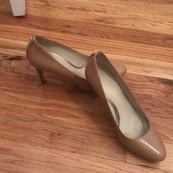 Coach Heels - Picture 7 of 8